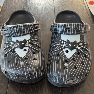 Adult Black and White Jack Skeleton Crocs in excellent condition